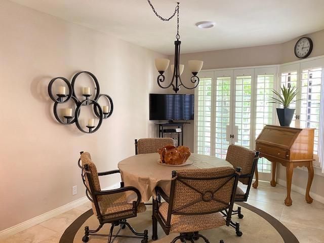 107 Avellino Circle, Palm Desert, CA 92211