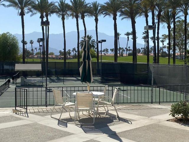 107 Avellino Circle, Palm Desert, CA 92211