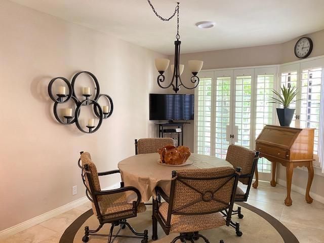107 Avellino Circle, Palm Desert, CA 92211
