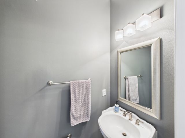 300 St Joseph Parkway 111, Houston, TX 77002