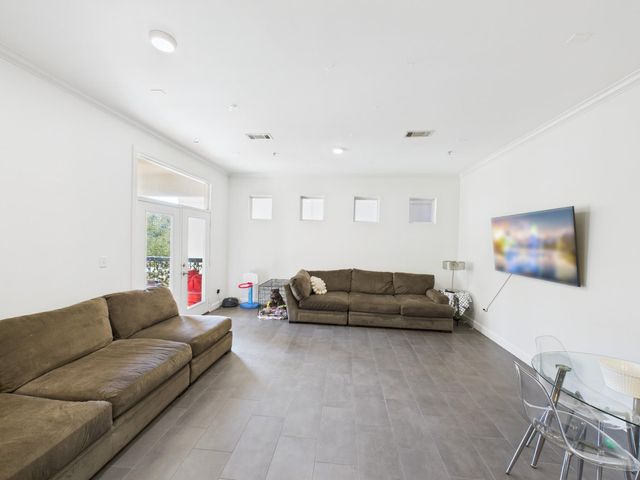 300 St Joseph Parkway 111, Houston, TX 77002