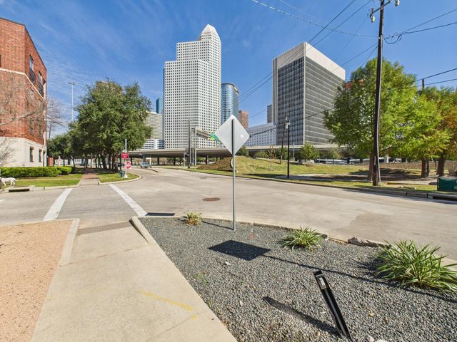 300 St Joseph Parkway 111, Houston, TX 77002