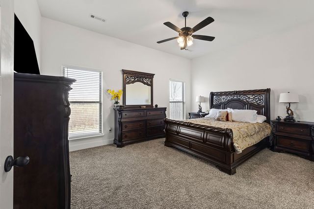 412 NW 62nd Avenue, Bentonville, AR 72713