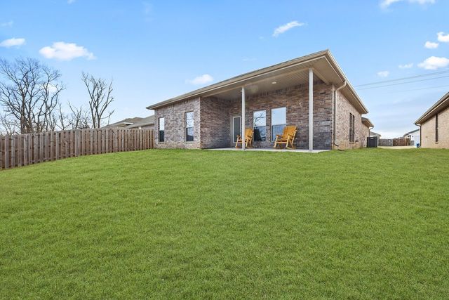 412 NW 62nd Avenue, Bentonville, AR 72713