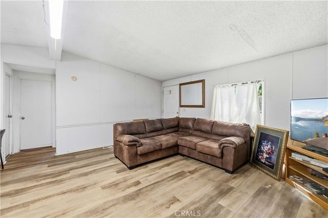 9833 E Avenue S8, Littlerock, CA 93543