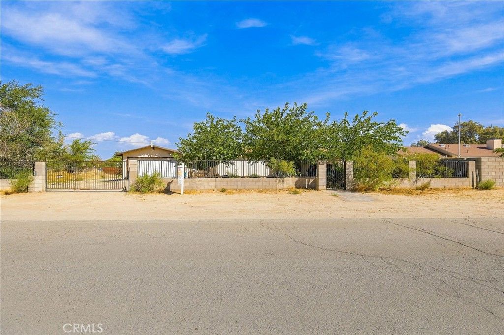 9833 E Avenue S8, Littlerock, CA 93543