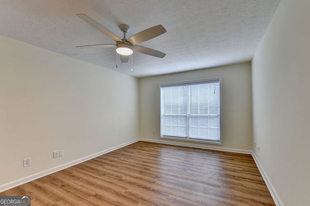 1305 Weatherstone Way NE, Atlanta, GA 30324