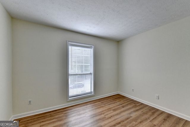 1305 Weatherstone Way NE, Atlanta, GA 30324