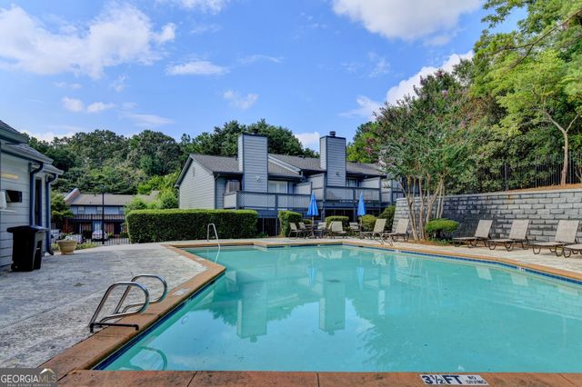 1305 Weatherstone Way NE, Atlanta, GA 30324