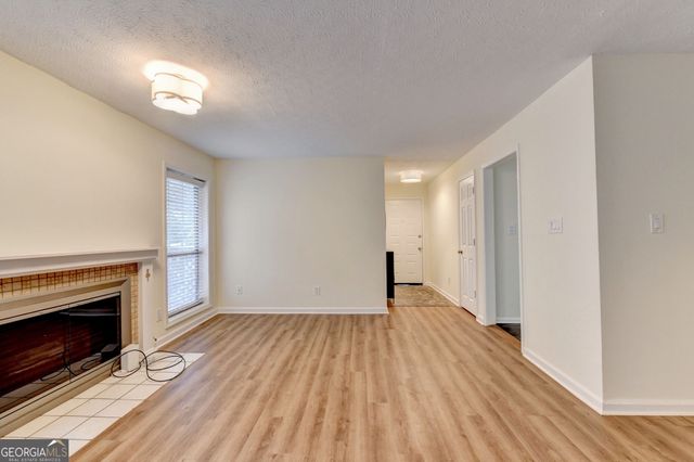 1305 Weatherstone Way NE, Atlanta, GA 30324