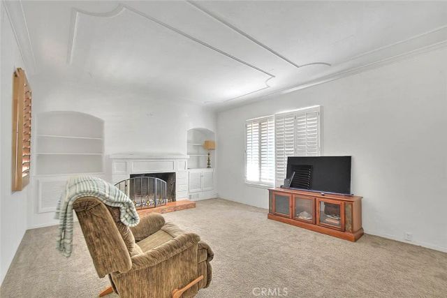 670 Burdick, Pomona, CA 91768