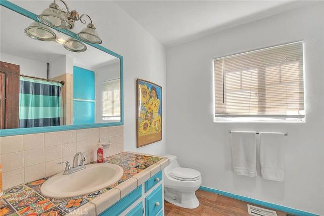 670 Burdick, Pomona, CA 91768