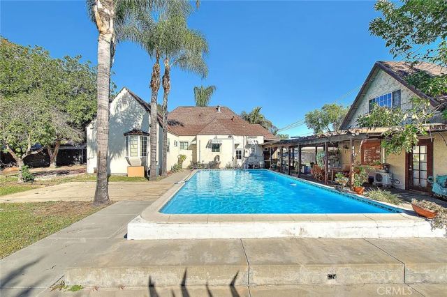 670 Burdick, Pomona, CA 91768