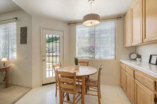 621 Paseo Rio, Vista, CA 92081
