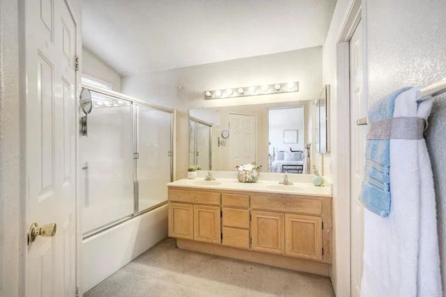 621 Paseo Rio, Vista, CA 92081