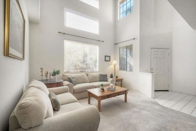 621 Paseo Rio, Vista, CA 92081