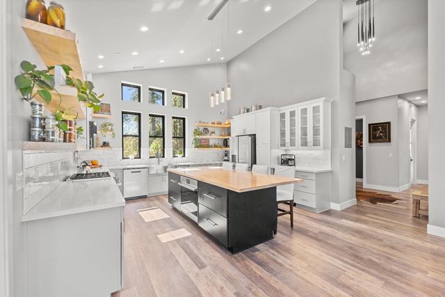 29115 Secret Town Rd, Colfax, CA 95713