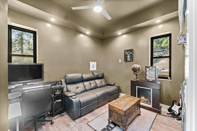 29115 Secret Town Rd, Colfax, CA 95713