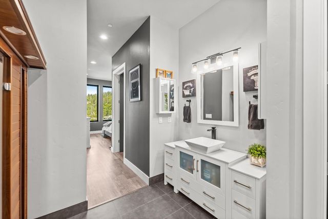 29115 Secret Town Rd, Colfax, CA 95713