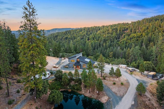 29115 Secret Town Rd, Colfax, CA 95713