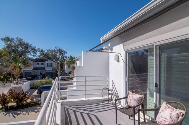 2983 W KNIGHTS AVENUE 3, Tampa, FL 33611