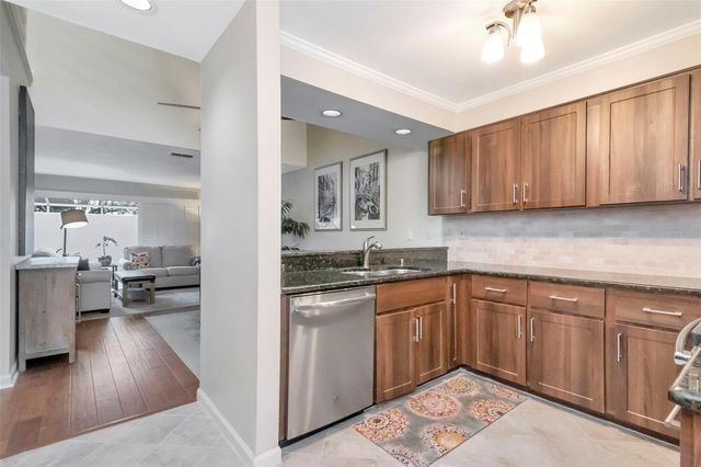 2983 W KNIGHTS AVENUE 3, Tampa, FL 33611