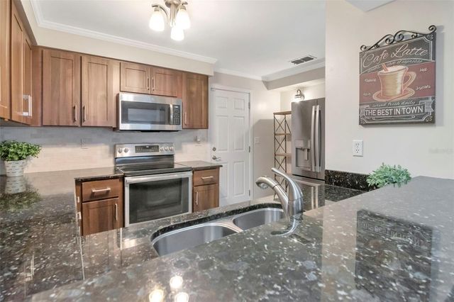 2983 W KNIGHTS AVENUE 3, Tampa, FL 33611