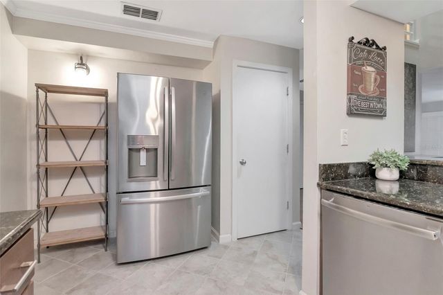 2983 W KNIGHTS AVENUE 3, Tampa, FL 33611