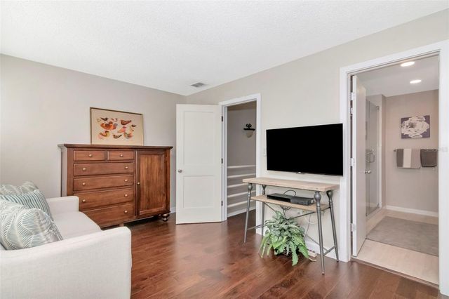 2983 W KNIGHTS AVENUE 3, Tampa, FL 33611