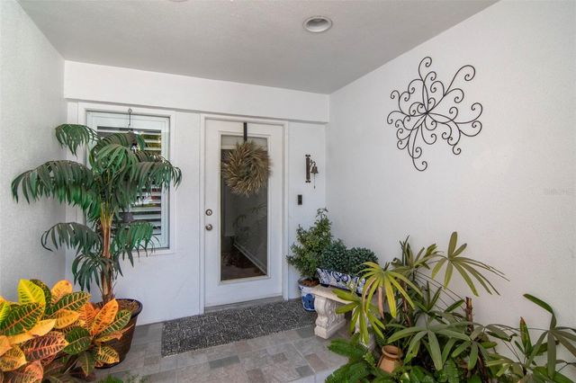 2983 W KNIGHTS AVENUE 3, Tampa, FL 33611