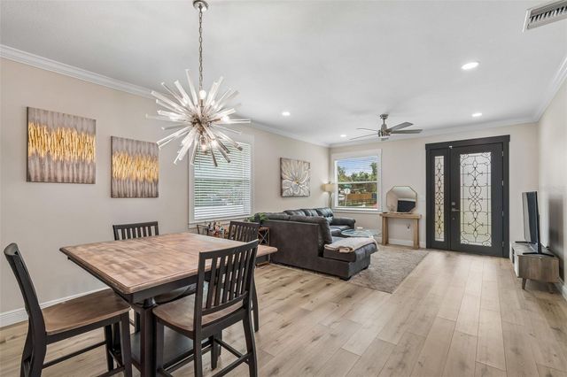 1901 W CLUSTER AVENUE, Tampa, FL 33604