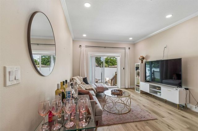 1901 W CLUSTER AVENUE, Tampa, FL 33604