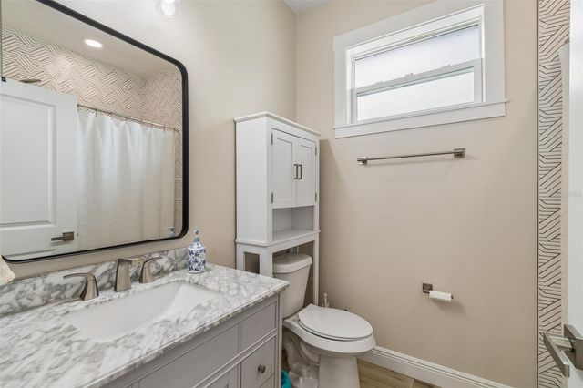 1901 W CLUSTER AVENUE, Tampa, FL 33604