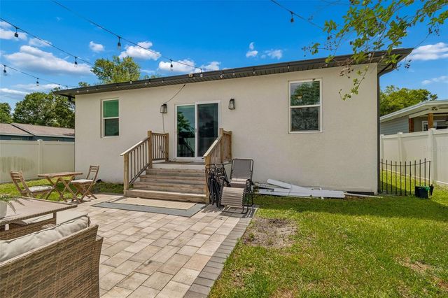 1901 W CLUSTER AVENUE, Tampa, FL 33604