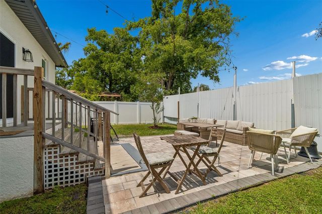 1901 W CLUSTER AVENUE, Tampa, FL 33604