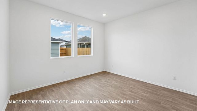 211 Constanza TRL, Bastrop, TX 78602
