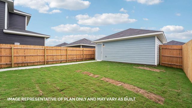 211 Constanza TRL, Bastrop, TX 78602