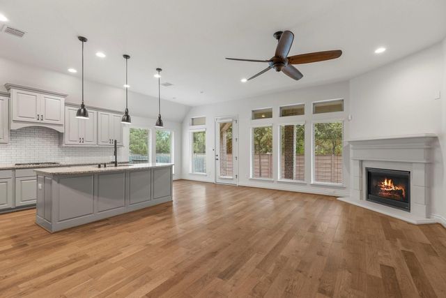 241 Trillium Park Loop, Conroe, TX 77304