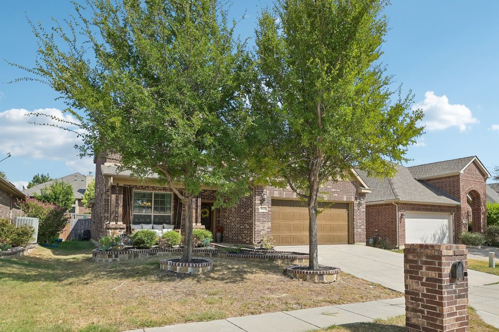 8624 Tribute Lane, Fort Worth, TX 76131 — photo 2