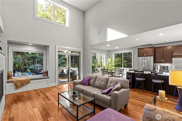 1727 Nile Avenue NE, Renton, WA 98059