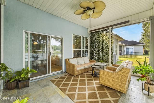 13946 FISH EAGLE Drive E, Jacksonville, FL 32226