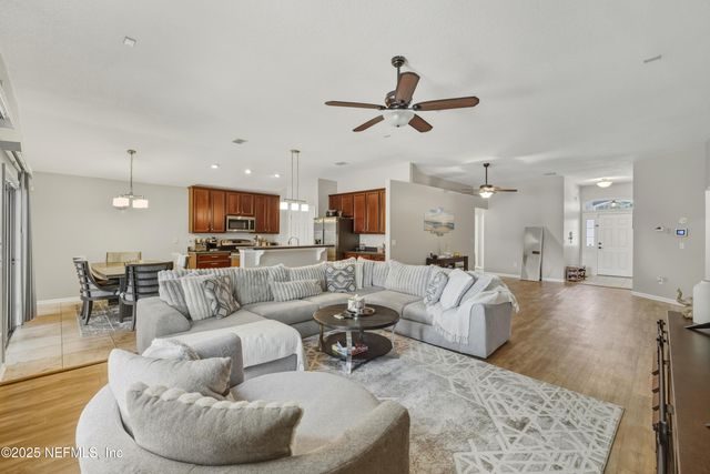 13946 FISH EAGLE Drive E, Jacksonville, FL 32226