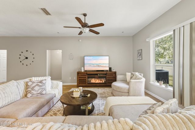 13946 FISH EAGLE Drive E, Jacksonville, FL 32226