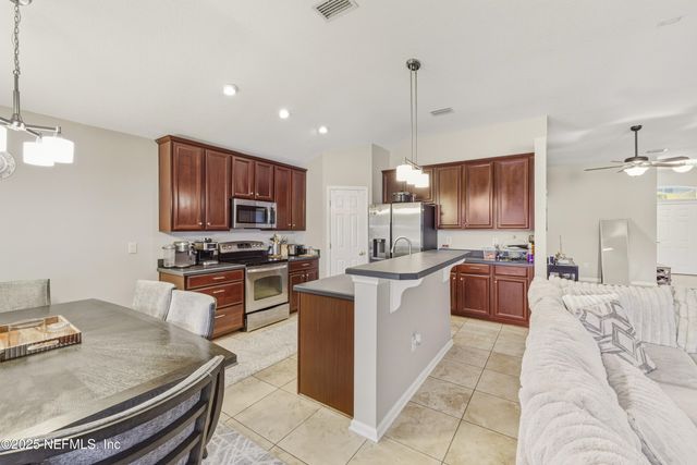 13946 FISH EAGLE Drive E, Jacksonville, FL 32226