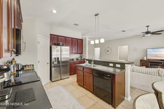 13946 FISH EAGLE Drive E, Jacksonville, FL 32226