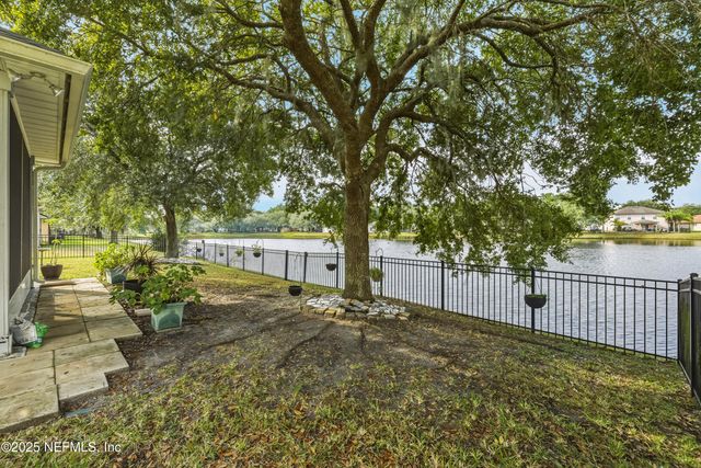 13946 FISH EAGLE Drive E, Jacksonville, FL 32226