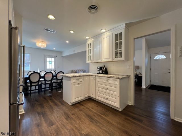 521 Hamburg Tpke A, Pompton Lakes Boro, NJ 07442