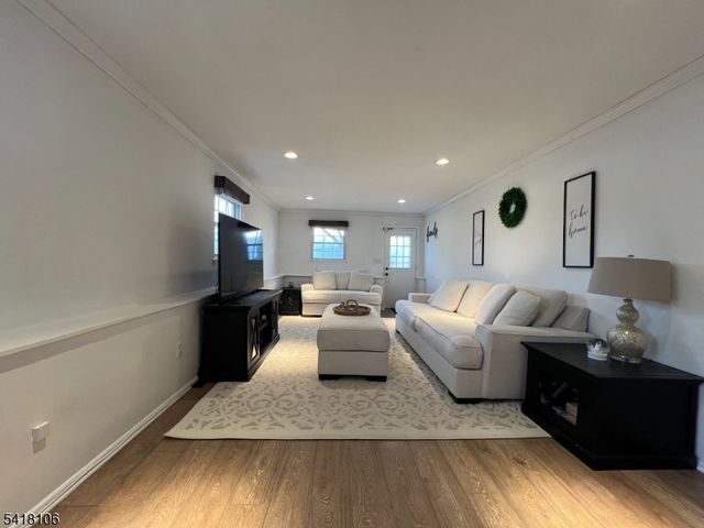 521 Hamburg Tpke A, Pompton Lakes Boro, NJ 07442