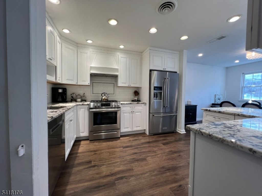 521 Hamburg Tpke A, Pompton Lakes Boro, NJ 07442 — photo 5