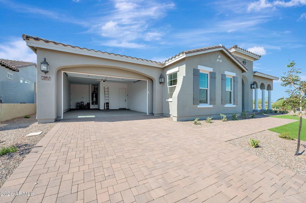 20776 W SAN MIGUEL Avenue, Buckeye, AZ 85396 — photo 2